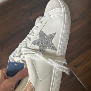 Women's White Sneaker with Silver Glitter Star